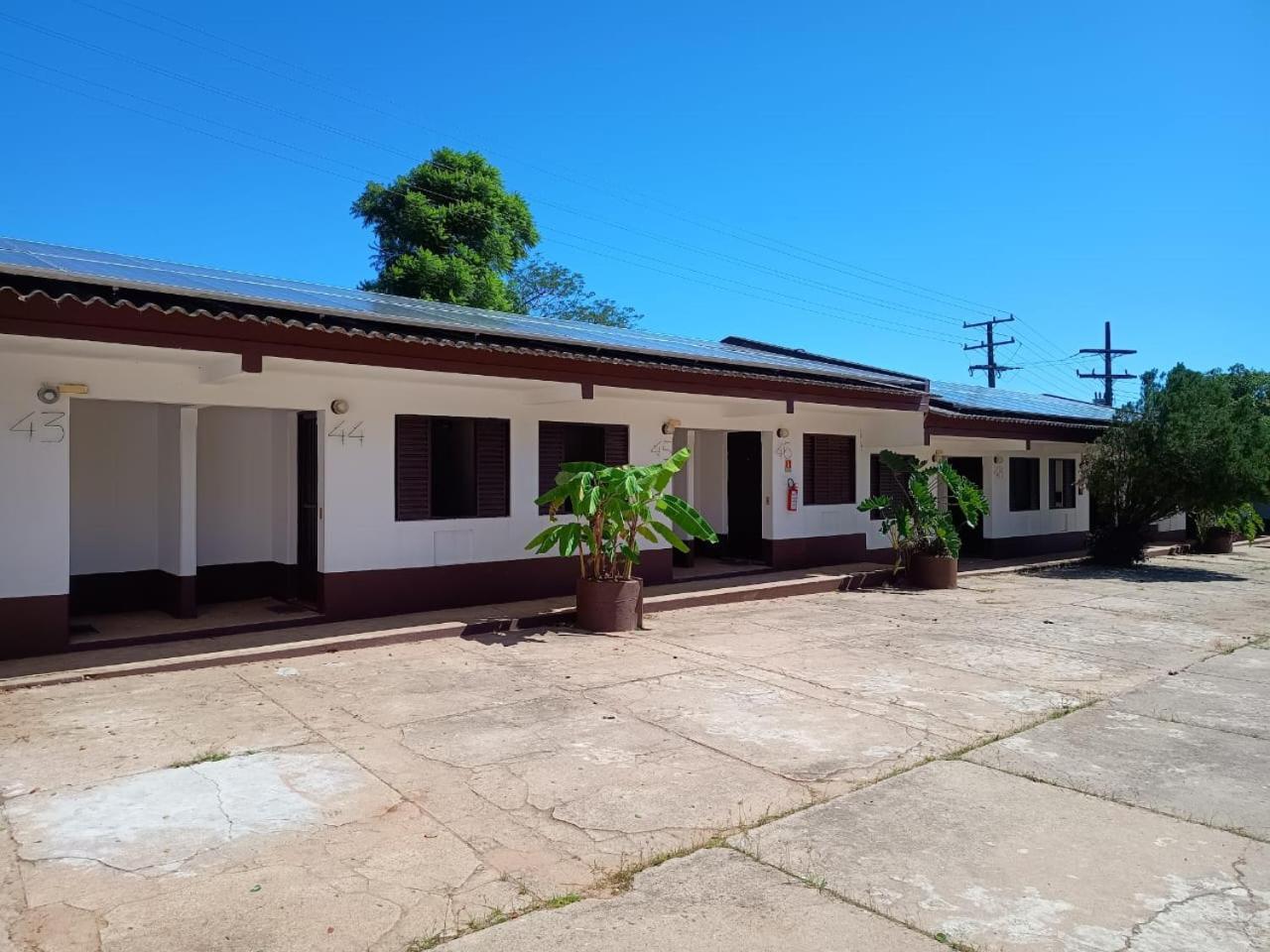 Hotel Comodoro De Livramento Santana do Livramento Bagian luar foto